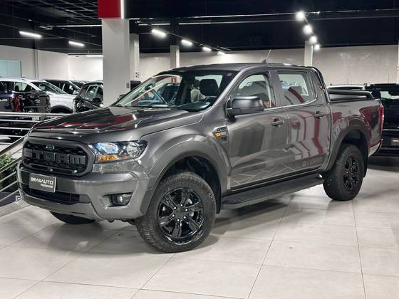 FORD RANGER 3.2 STORM 4X4 CD 20V DIESEL 4P AUTOMÁTICO FORD RANGER 3.2 STORM 4X4 CD 20V DIESEL 4P AUTOMÁTICO